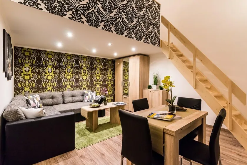 Sweet Home Apartment - Image 1