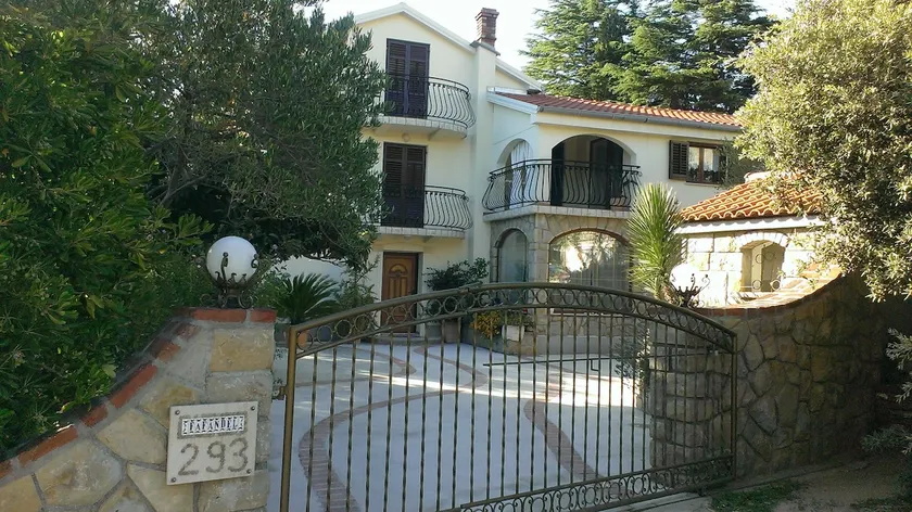Fifa apartment - Image 1
