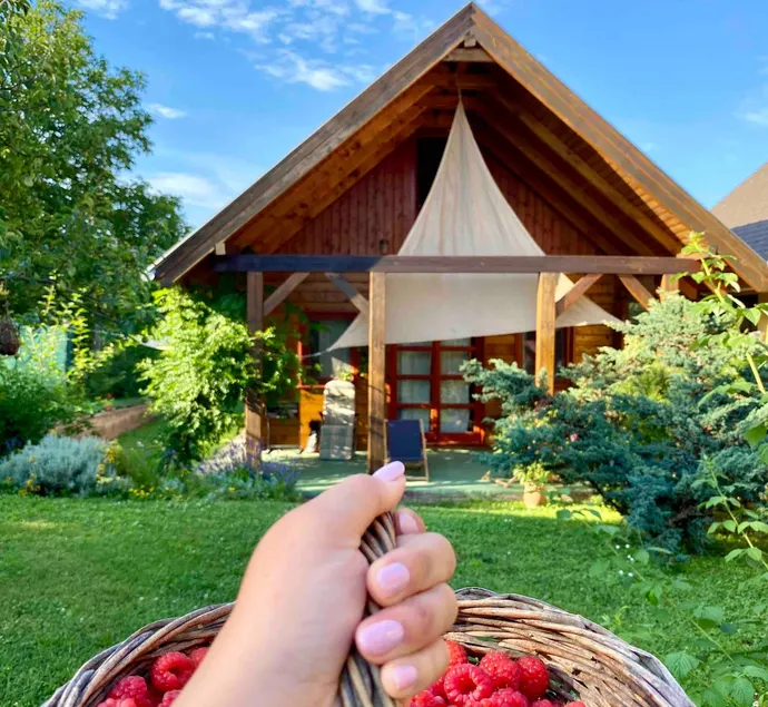 Málnás Guesthouse-Raspberry Guesthouse - Image 1