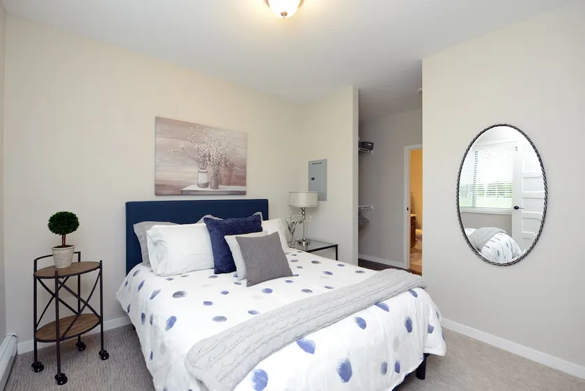 Luxury Living - Image 1