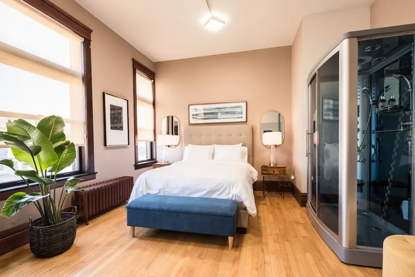 Unique Condo in Historic Downtown Building - Image 1