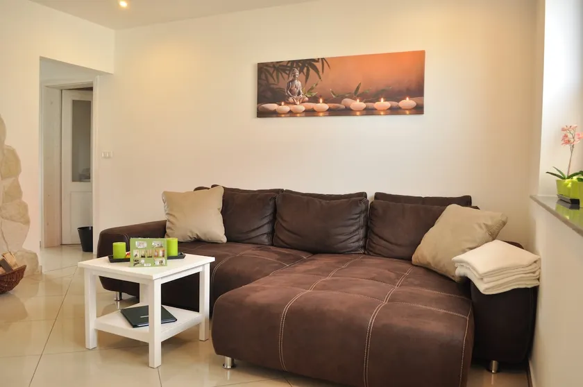 Vacation home in Gehlberg with sauna and fireplace - Image 1