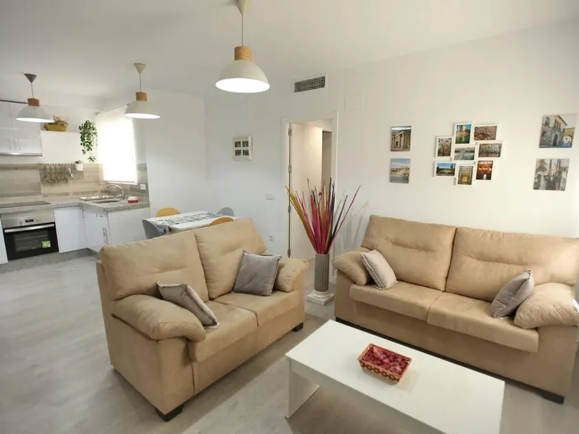 Dreamy Nights Apartment - Image 1