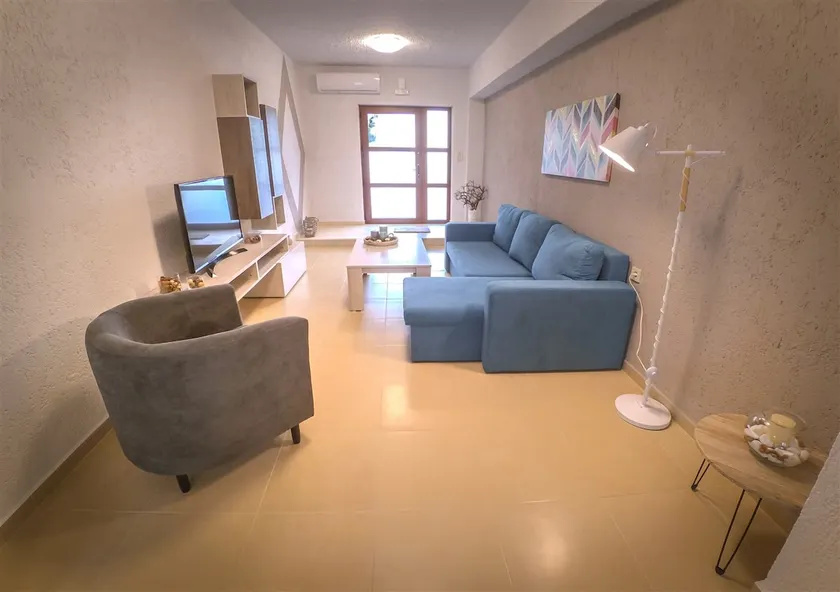 Fotini's Garden House (Paradise Apartment) - Image 1