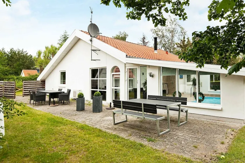 8 person holiday home in Ebeltoft-By Traum - Image 1