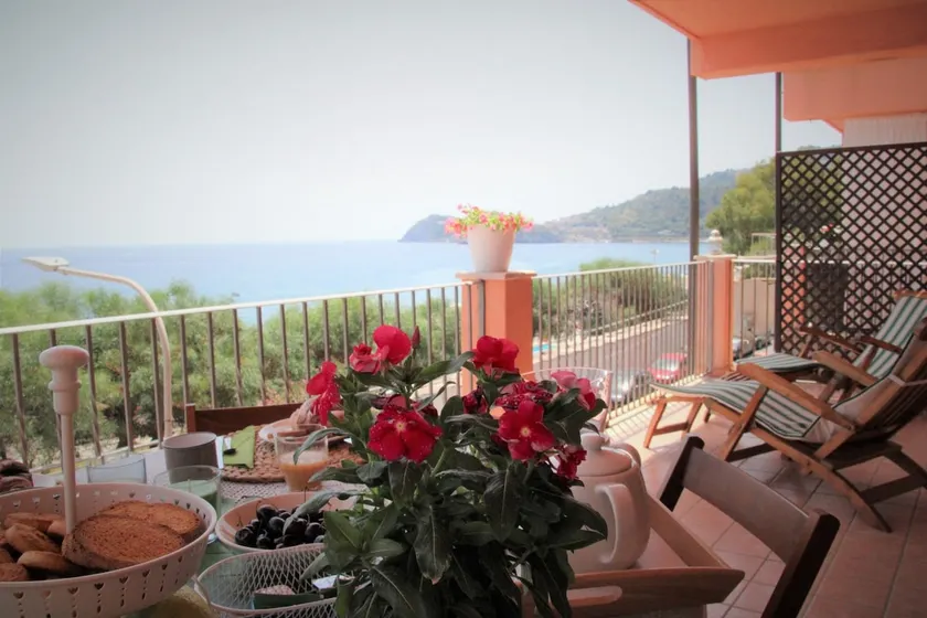 Poseidone Sea Apartment Taormina - Image 1
