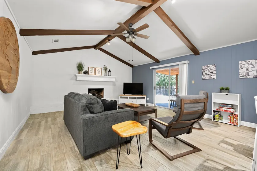 Family/Pet friendly home in the heart of RoundRock - Image 1