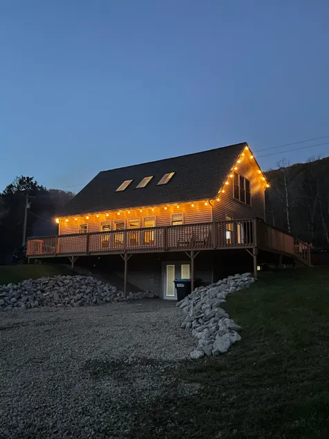 Custom-Cozy-Secluded Cabin by Resorts-Hot Tub/Pets - Image 1