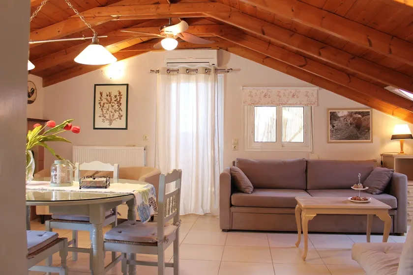 Loft story, 360⁰ view - Image 1