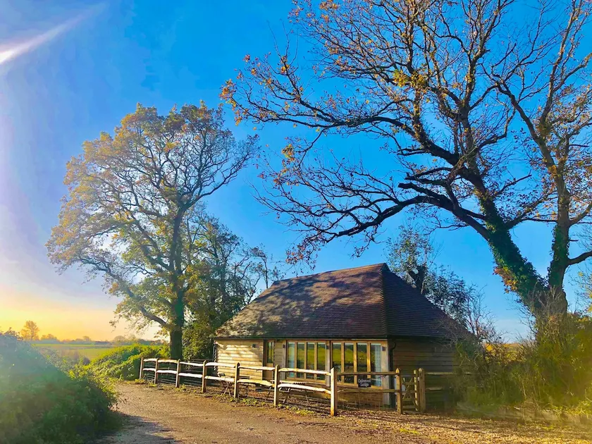 Oakwood Lodge - Image 1
