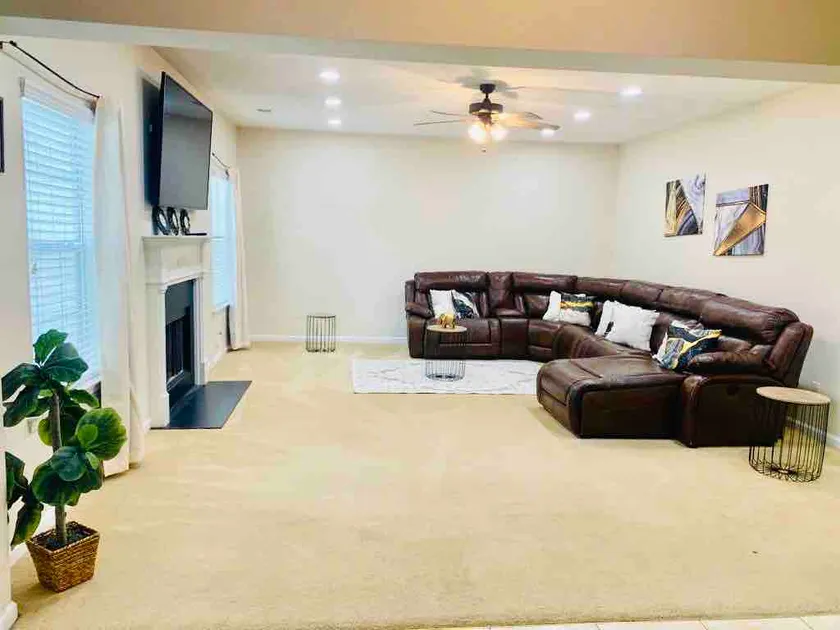 JCR Luxury Escape - Image 1