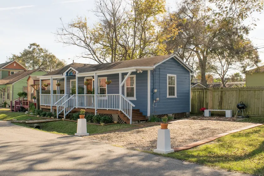 Petite Heights Home! - Image 1