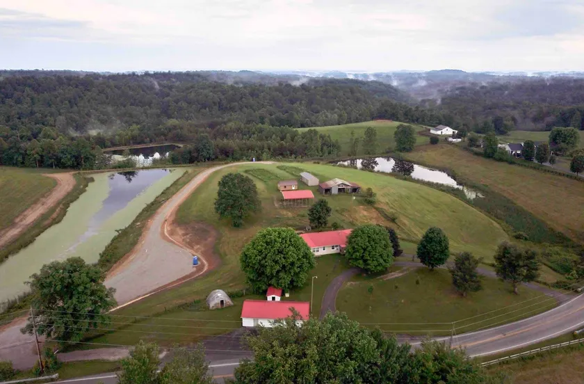 Ranch at the Red (1.5 mi to Motherlode) - Image 1