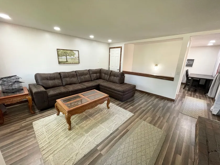 Comfortable Gonzaga unit close to downtown Spokane - Image 1