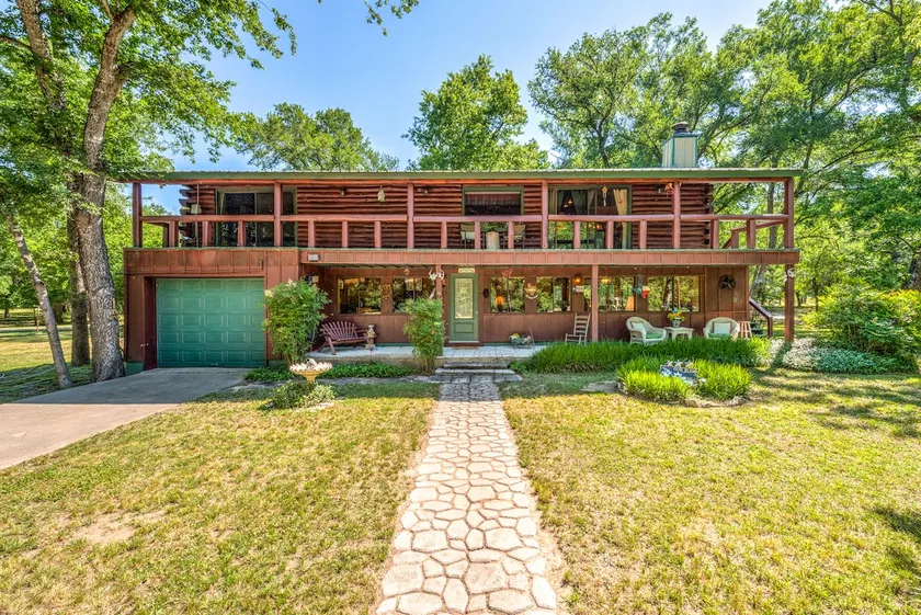 Paradise on the Brazos River - Image 1