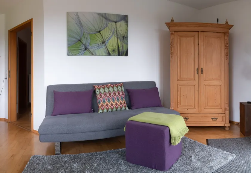 Apartment with distant views - Image 1