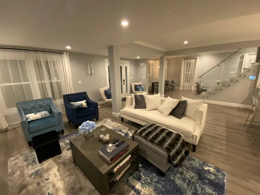 Starlake: A fully remodeled boutique style cottage - Image 1
