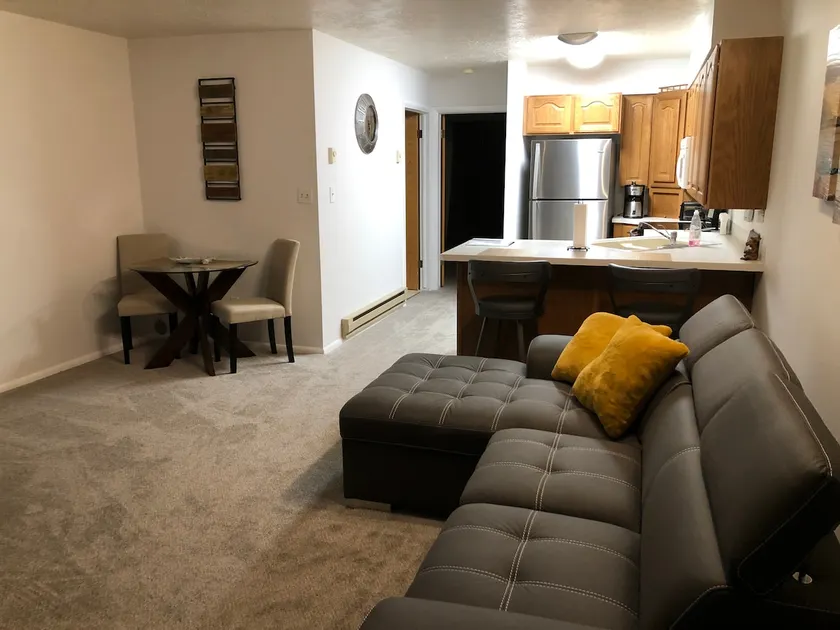 Wolf Creek 1 bd/1bth condo. - Image 1