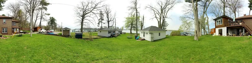The Pines Housekeeping Cottage - Gananoque - Cottage 2 - Image 1
