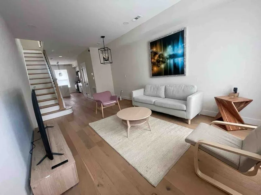 Ultra Luxury Townhome - Image 1