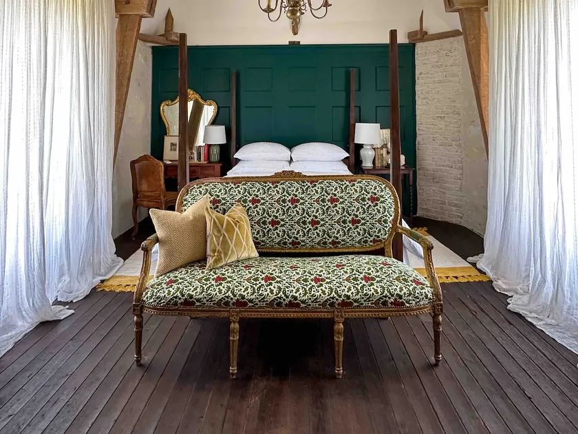 Year-round one bedroom cottage - Image 1