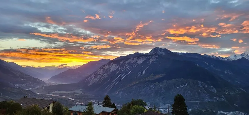 New flat in Randogne Crans-Montana with view - Image 1