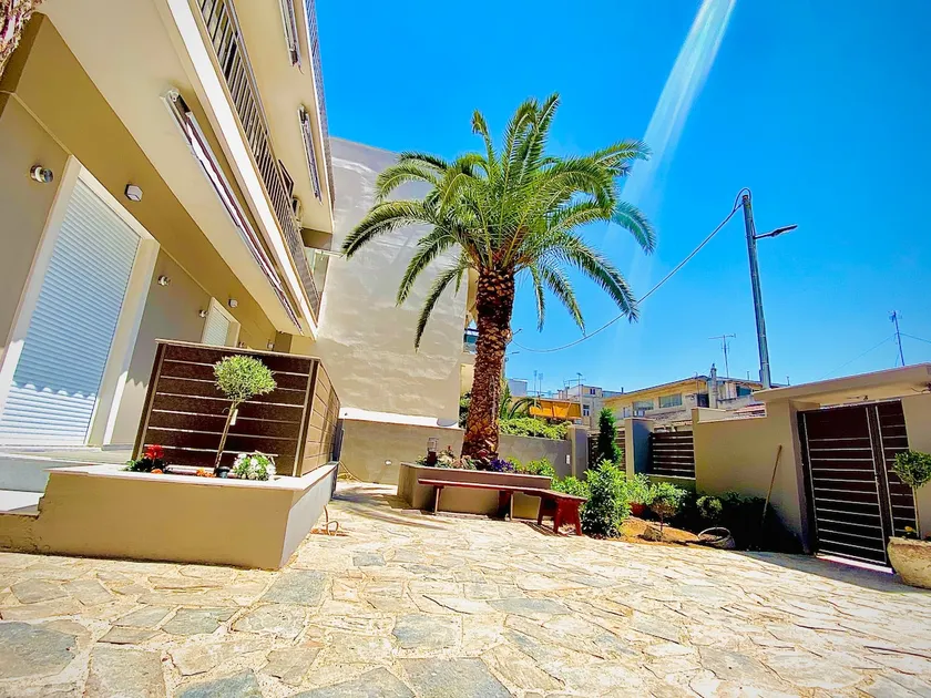 Phoenix Garden 4 - Sun Apartment - Image 1