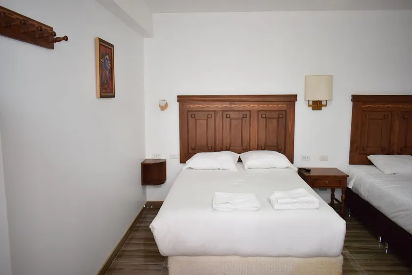 Elegant Family Apartment 5 - Image 1