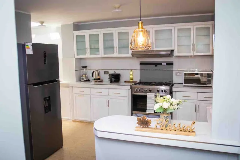 Beautiful new home 2 - Image 1