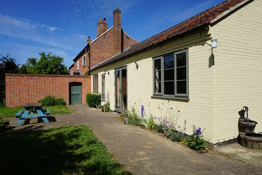 Keepers Cottage, in 42 acres of Norfolk nature. - Image 1