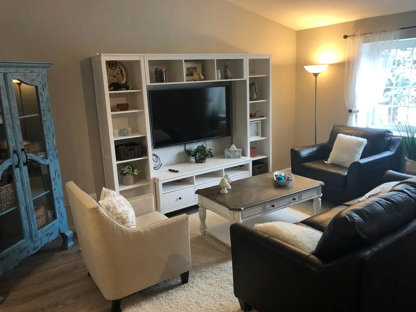 Betagende, opdateret 3 BR / 2 BA Hjem i nærheden af Cherry Creek & Quincy reservoirer - Image 1