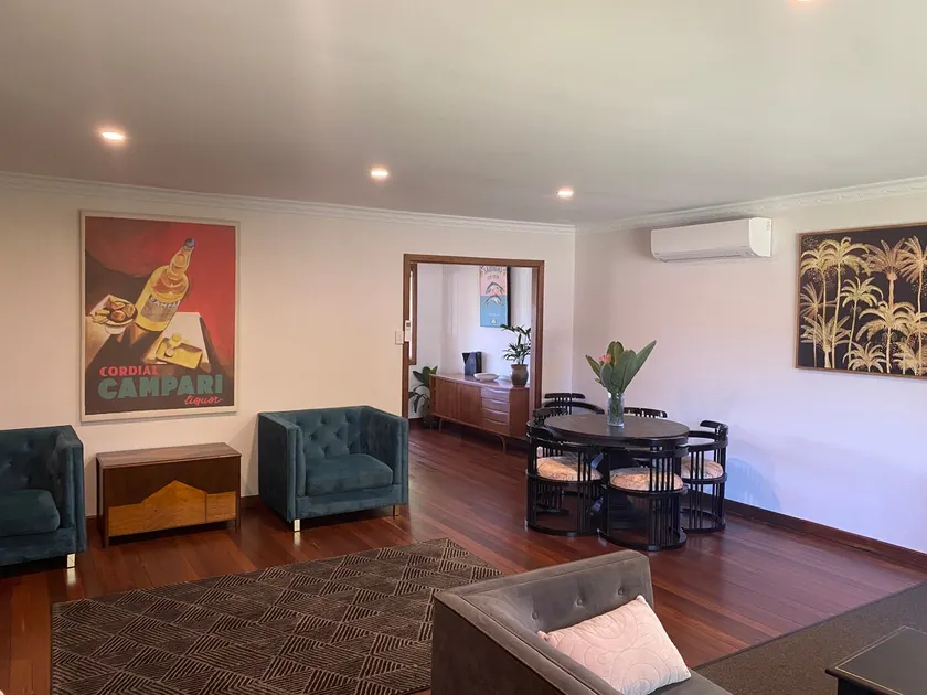 Valley House - Image 1