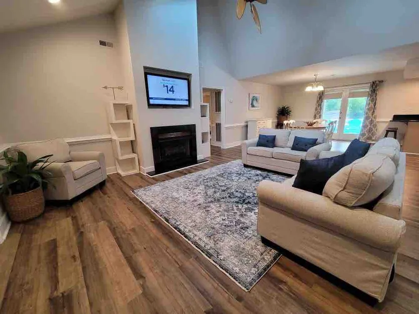 Dog friendly 3bedroom Manteo~Huge fenced in yard! - Image 1
