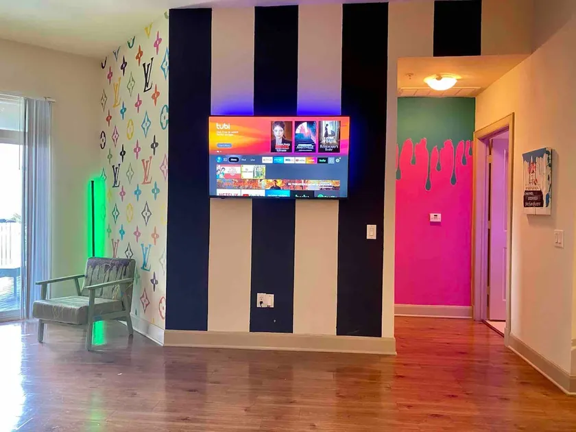 The Lightshow-2BR/Theater Room/Medical Center/NRG - Image 1