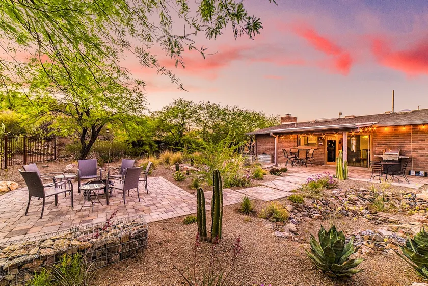 Starr Pass Home: Spacious Yard, Near Trails - Image 1