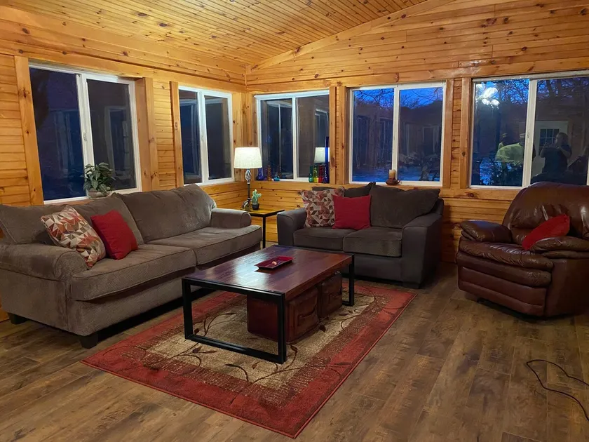 The Ruby River - Phenomenal Riverfront Cabin - Image 1