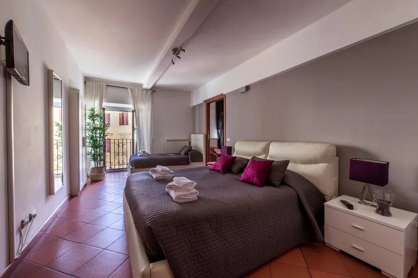San Francesco a Ripa Apartment - Image 1