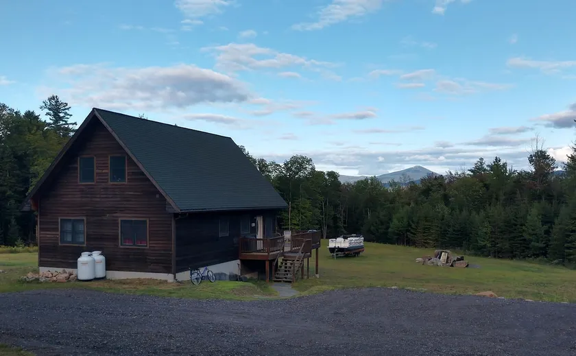 McKenzie Mtn Way Chalet - Image 1