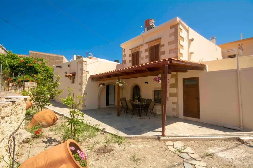 Skaros Cottage - Image 1