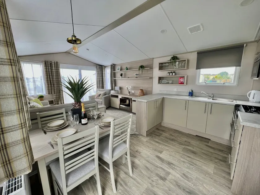 Luxury Holiday Home Near Padstow, Cornwall - Image 1