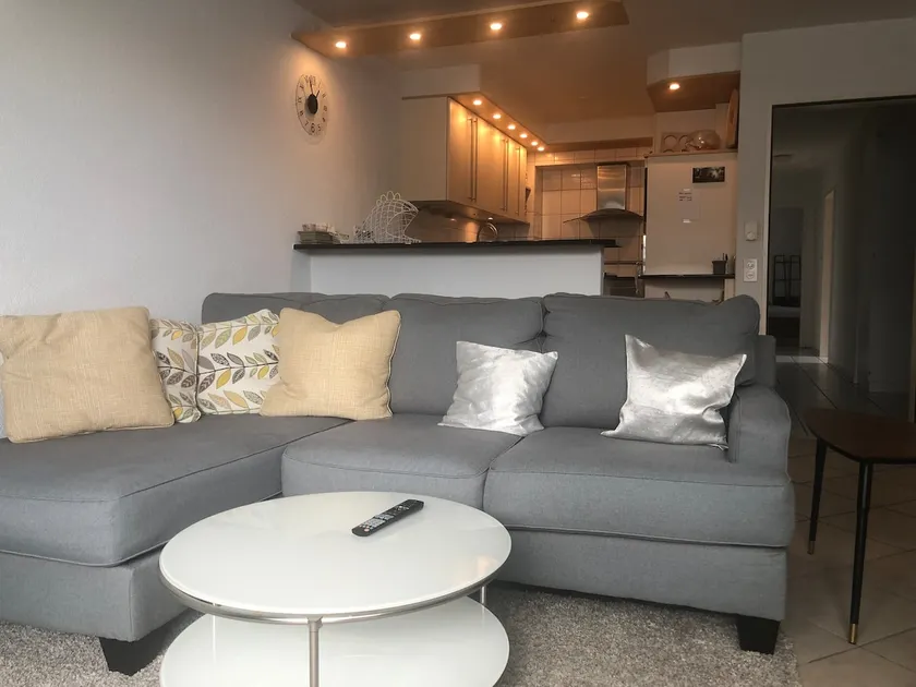 Large•3 rooms•Airconditioned•Center City•Baselcard - Image 1