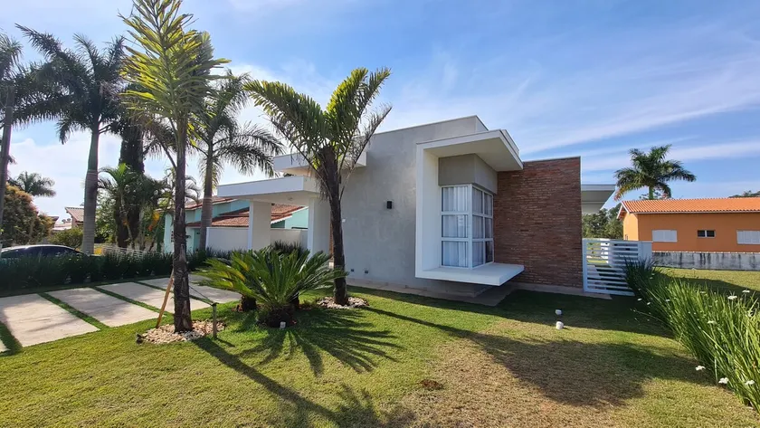 One-story house with lots of comfort, leisure and security - Image 1