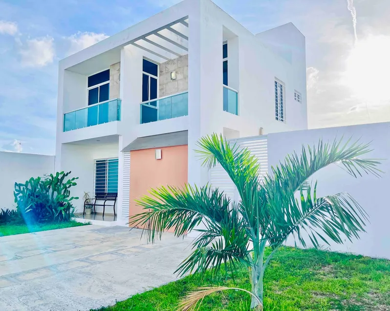 ”CASA AZUCENAS” GRAN SANTA FE NORTH MERIDA YUCATAN - Image 1