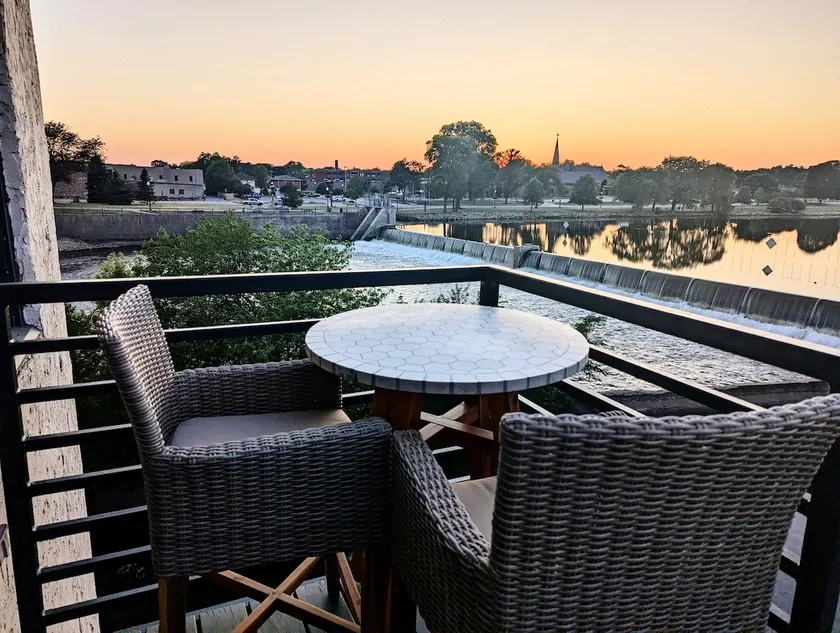 Bremer Avenue Penthouse - Image 1