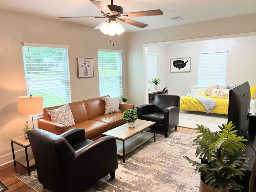 Charming entire house only 5 miles from Truist Park. - Image 1