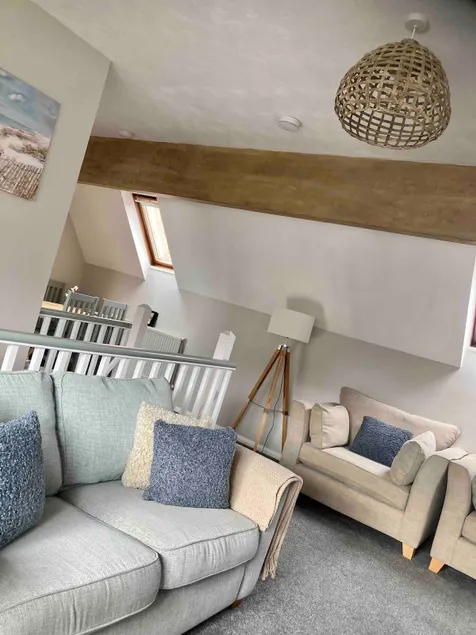 Bright Comfortable Coach House Private Parking - Image 1