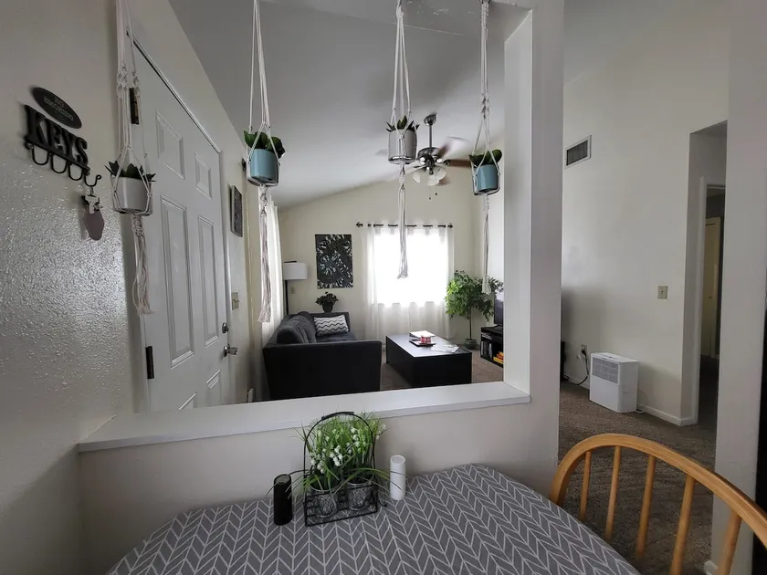 Cozy 2B/1 Hideaway With Hidden Wildflower Garden - Image 1