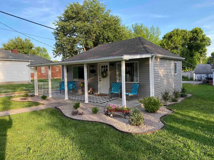 Newly Remodeled 2 BR Private Home w/ King Bed - Image 1