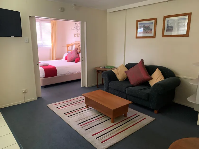 1 Bedroom with private bathroom - Image 1
