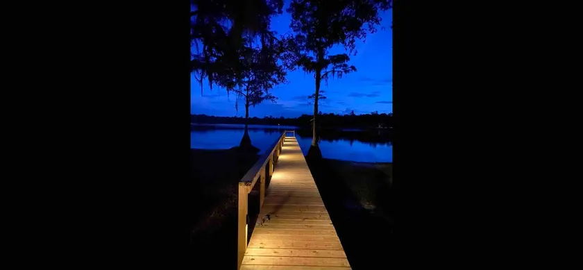Papa Joe’s Lake House - Image 1